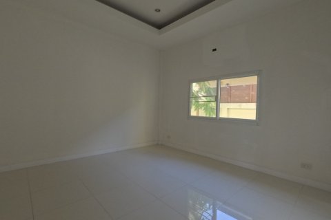 Вилла в Паттайе, Таиланд с 3 спальнями № 130463 - фото 26