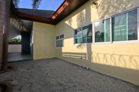 Вилла в Паттайе, Таиланд с 3 спальнями  № 130463 - фото 3