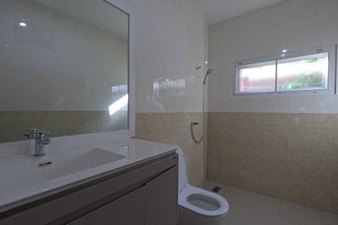 Вилла в Паттайе, Таиланд с 3 спальнями  № 130463 - фото 24