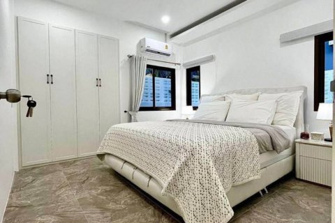 Villa à Rawai, Thaïlande 4 chambres № 120359 - photo 10