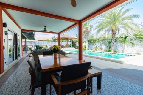 Вилла в Хуа Хине, Таиланд с 4 спальнями № 120357 - фото 8