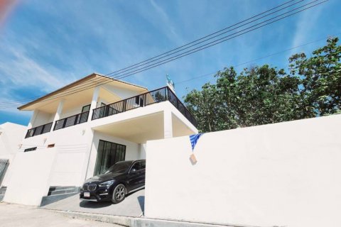 Villa in Ko Samui, Thailand 3 bedrooms № 120356 - photo 2