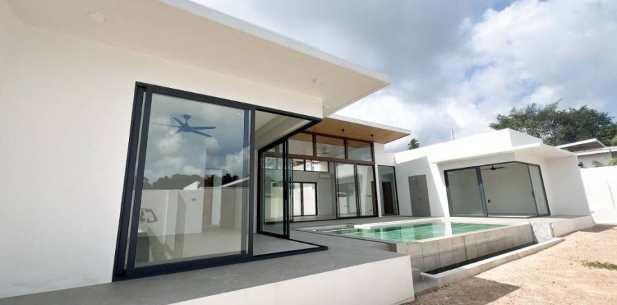 Villa in Ko Samui, Thailand 3 bedrooms № 120355