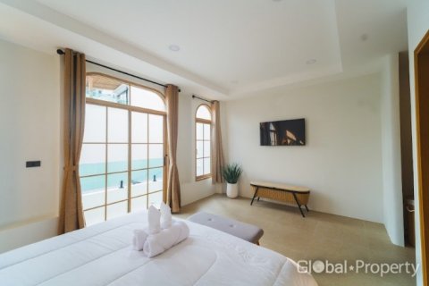 House in Pattaya, Thailand 3 bedrooms № 126576 - photo 24