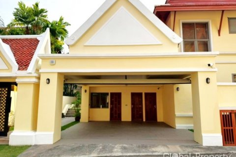 Дом в Паттайе, Таиланд с 5 спальнями  № 126577 - фото 19