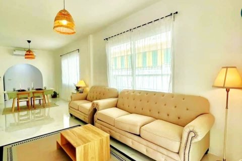 Дом в Паттайе, Таиланд с 3 спальнями № 120471 - фото 2