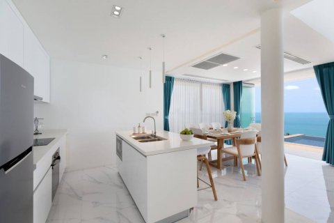 Villa in Ko Samui, Thailand 5 bedrooms № 85848 - photo 9