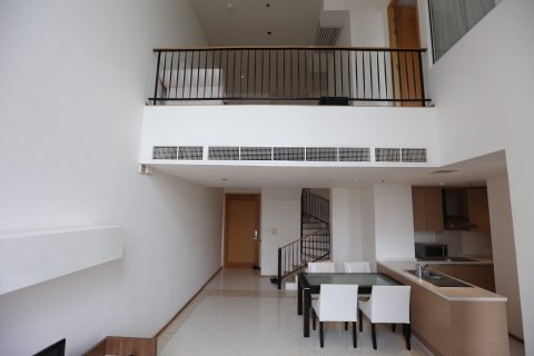 Кондоминиум с 2 спальнями в Сатхоне, Бангкок, Таиланд № 144017 - фото 8