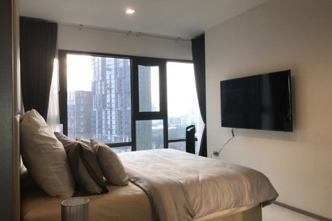 Кондоминиум с 2 спальнями в Бангкоке, Таиланд № 144020 - фото 7