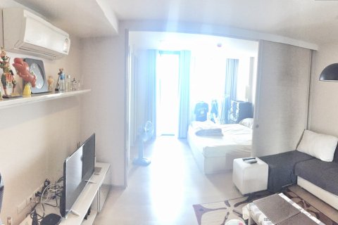 Кондоминиум с 1 спальней в Бангкоке, Таиланд № 144014 - фото 2