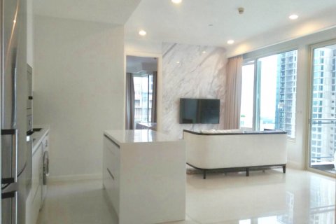 Кондоминиум с 2 спальнями в Бангкоке, Таиланд № 144018 - фото 1