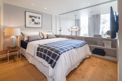 Condo in Watthana, Bangkok, Thailand, 1 bedroom  № 126445 - photo 12