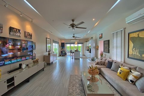 Дом в Хуа Хине, Таиланд с 3 спальнями  № 125163 - фото 14