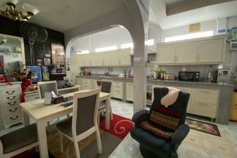 Maison à Sattahip, Thaïlande 4 chambres № 124477 - photo 2