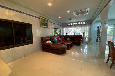 Maison à Sattahip, Thaïlande 4 chambres № 124477 - photo 6