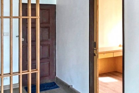 Condo in Bangkok, Thailand, 2 bedrooms  № 124481 - photo 4