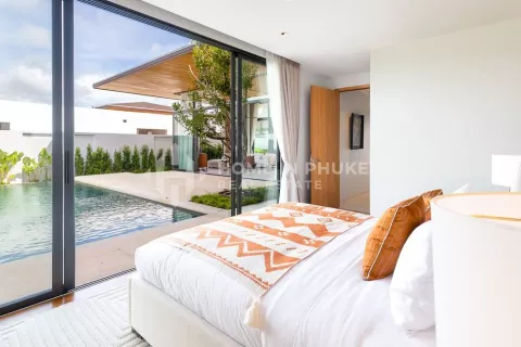 House in Phuket, Thailand 3 bedrooms № 131586 - photo 8
