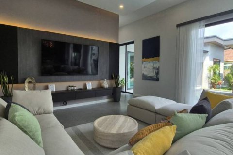 Вилла в Паттайе, Таиланд с 4 спальнями  № 119820 - фото 3