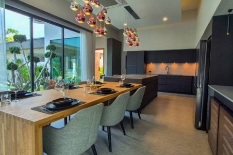 Вилла в Паттайе, Таиланд с 4 спальнями  № 119820 - фото 5