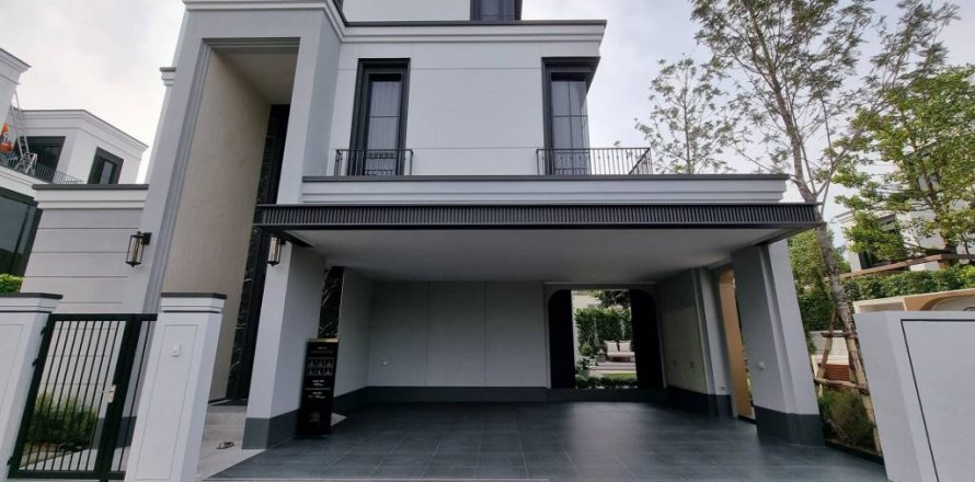 House in Saphan Sung, Bangkok, Thailand 4 bedrooms № 119819