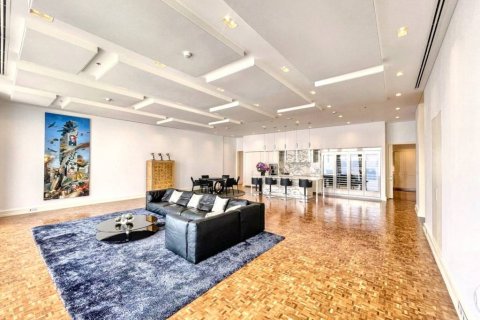 Condo in Bangkok, Thailand, 4 bedrooms № 119825 - photo 3