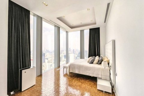 Condo in Bangkok, Thailand, 4 bedrooms № 119825 - photo 6