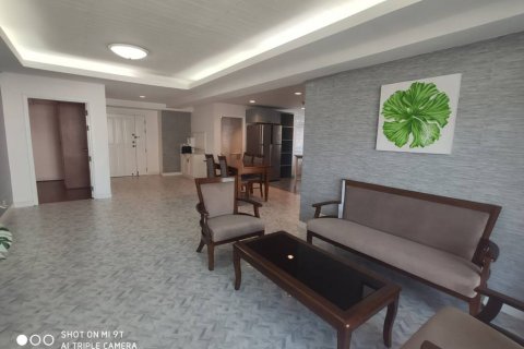 Condo à Bangkok, Thaïlande, 3 chambres  № 119822 - photo 10