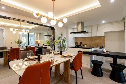 Condo in Watthana, Bangkok, Thailand, 3 bedrooms  № 123949 - photo 13