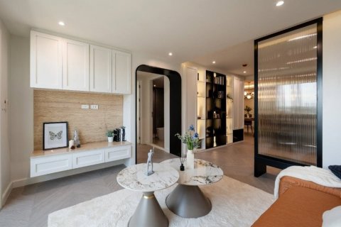 Condo in Watthana, Bangkok, Thailand, 3 bedrooms  № 123949 - photo 7