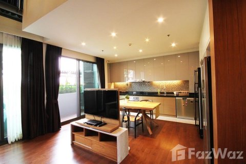 Condo in Khlong Toei, Bangkok, Thailand, 2 bedrooms № 123994 - photo 3