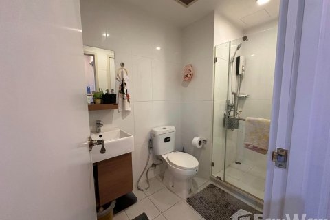 Кондоминиум с 2 спальнями в Ян Наве, Бангкок, Таиланд № 123993 - фото 4