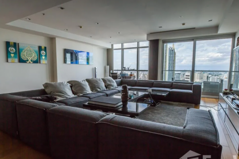 Condo in Khlong San, Bangkok, Thailand, 4 bedrooms  № 123950 - photo 19