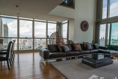 Condo in Khlong San, Bangkok, Thailand, 4 bedrooms  № 123950 - photo 3