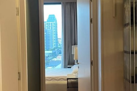 Condo in Watthana, Bangkok, Thailand, 2 bedrooms  № 123952 - photo 6