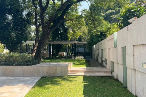 Condo in Watthana, Bangkok, Thailand, 3 bedrooms  № 123948 - photo 4