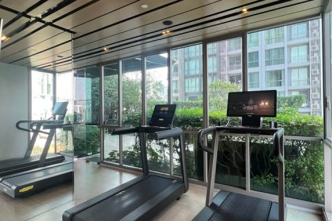 Condo in Watthana, Bangkok, Thailand, 3 bedrooms  № 123948 - photo 11
