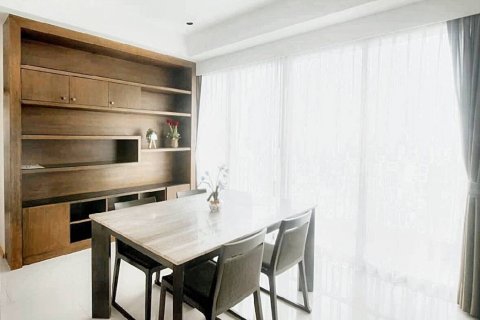 Кондоминиум с 2 спальнями в Бангкоке, Таиланд № 86625 - фото 5