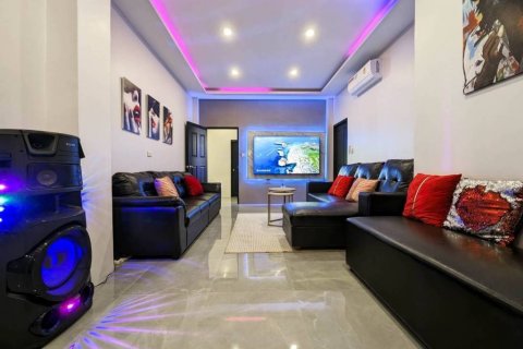 Вилла в Паттайе, Таиланд с 7 спальнями № 86579 - фото 3