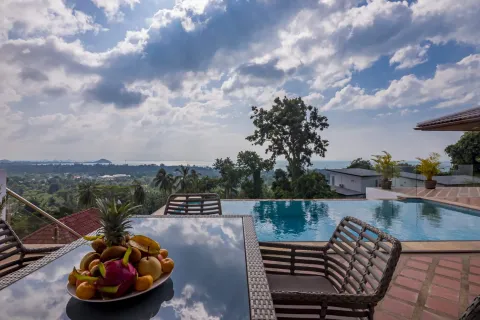 Villa in Ko Samui, Thailand 5 bedrooms № 107590 - photo 30