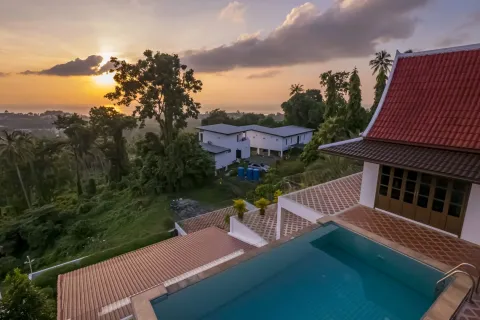 Villa in Ko Samui, Thailand 5 bedrooms № 107590 - photo 29
