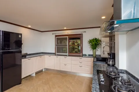 Villa in Ko Samui, Thailand 5 bedrooms № 107590 - photo 15