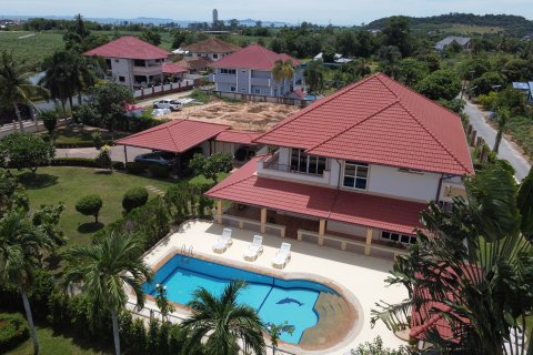 Дом в Саттахипе, Таиланд с 4 спальнями  № 132199 - фото 4