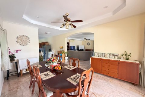 Дом в Саттахипе, Таиланд с 4 спальнями  № 132199 - фото 6