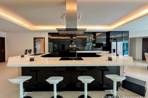 Дом в Паттайе, Таиланд с 5 спальнями  № 132305 - фото 10