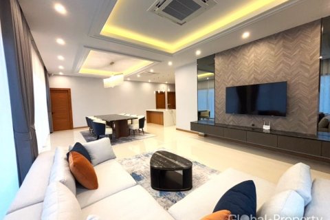 Дом в Паттайе, Таиланд с 3 спальнями  № 121081 - фото 11