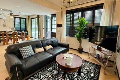 Дом в Банг Ламунге, Таиланд с 4 спальнями  № 123461 - фото 4