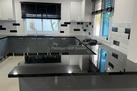Дом в Саттахипе, Таиланд с 4 спальнями № 123462 - фото 7
