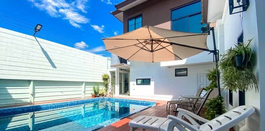 House in Chiang Mai, Thailand 6 bedrooms № 122619