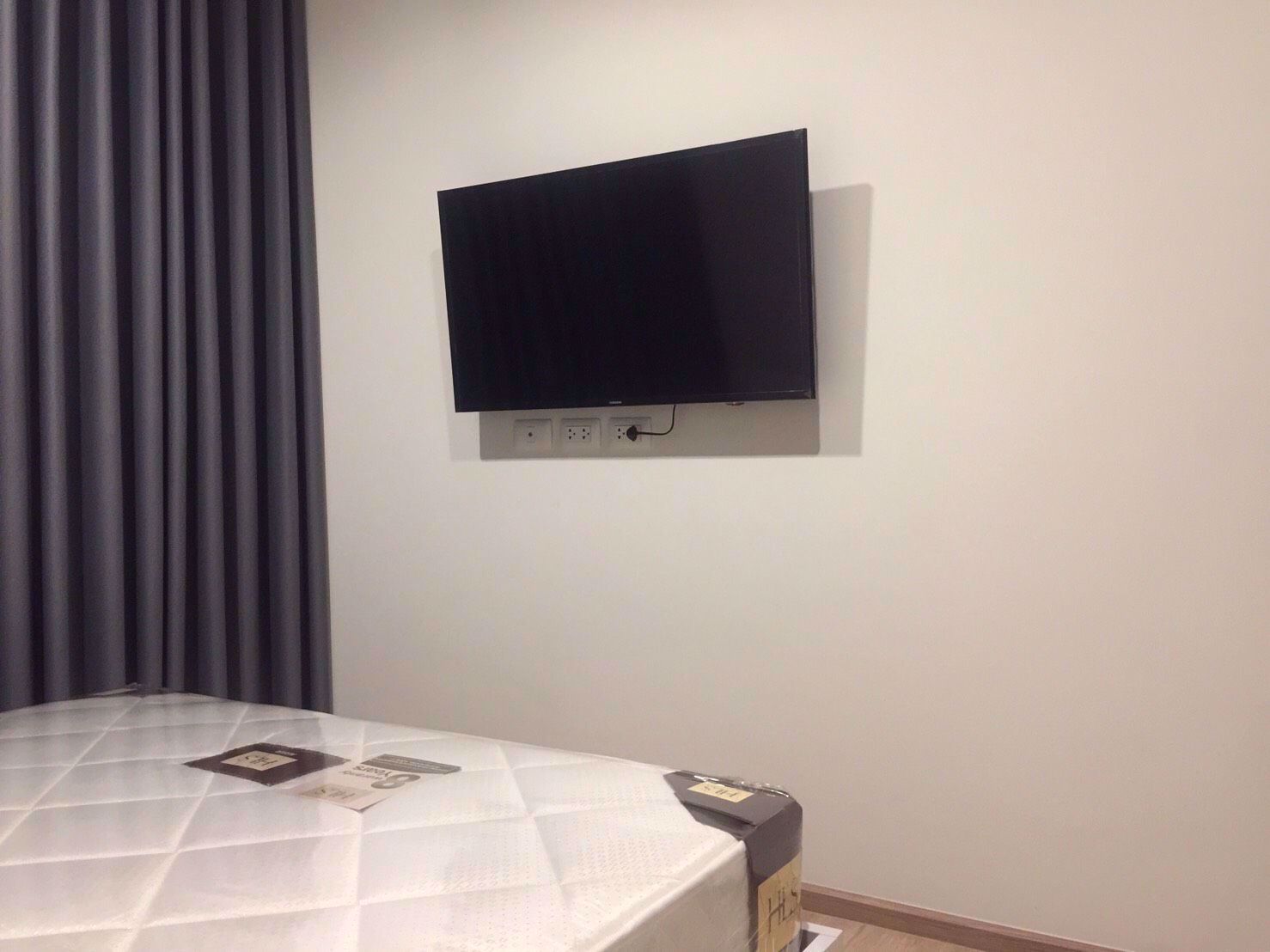 Condo for sale in Bangkok, Thailand 1 bedroom, 33 sq.m., The Base