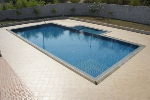 Villa in Cha-am, Thailand 10 bedrooms № 86488 - photo 5